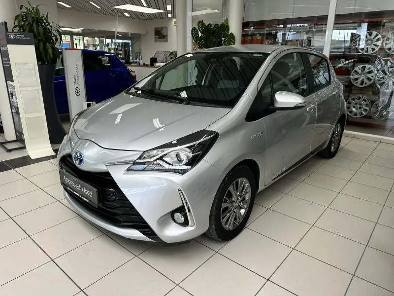 Toyota Yaris Comfort & Pack Y-CONIC, foto 1